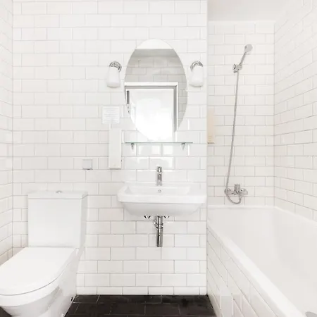 Kurgo Villa Hotel Отель Пярну