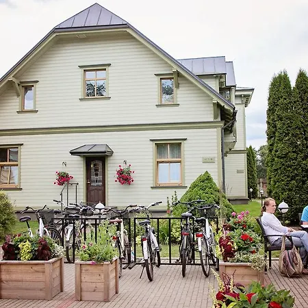 Kurgo Villa Hotel