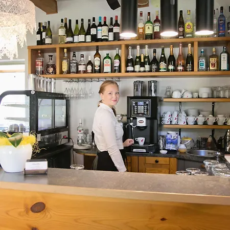 Kurgo Self Check-in 3* Pärnu